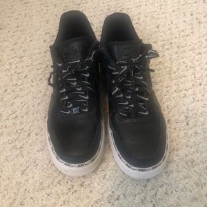 Black Nike Air Force 1’s